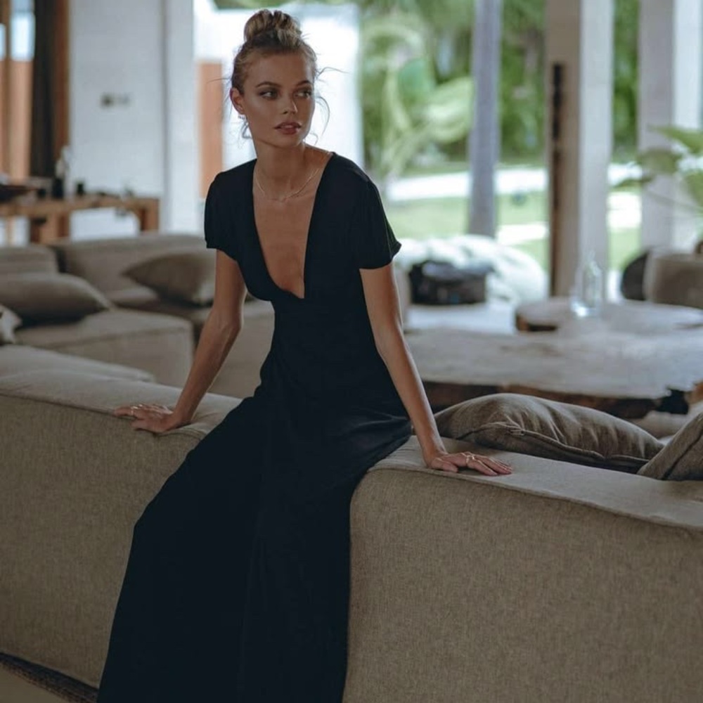 Pampelone Black Maxi Dress